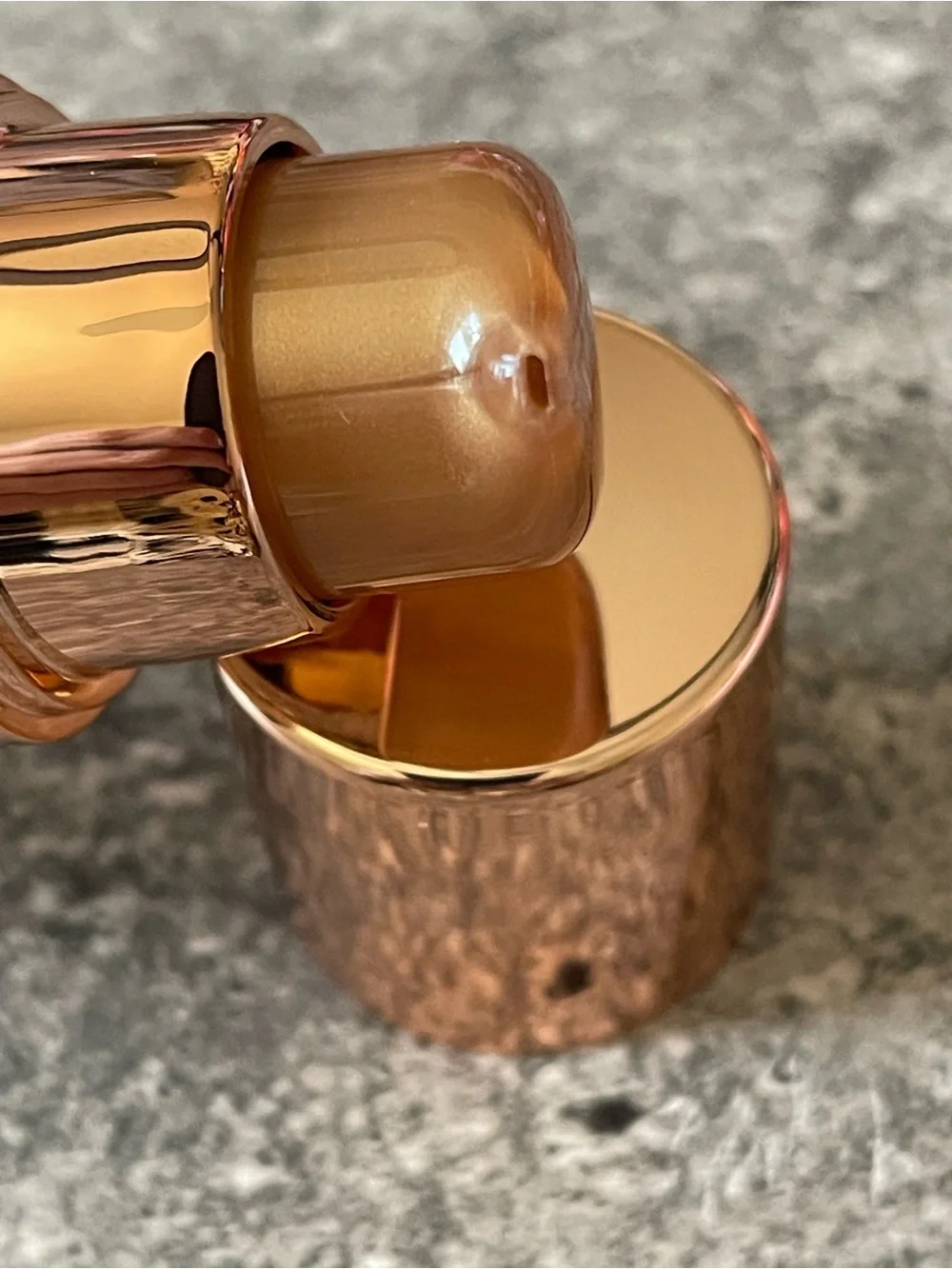 Fenty Hold My Trophy Body Lava Limited Edition